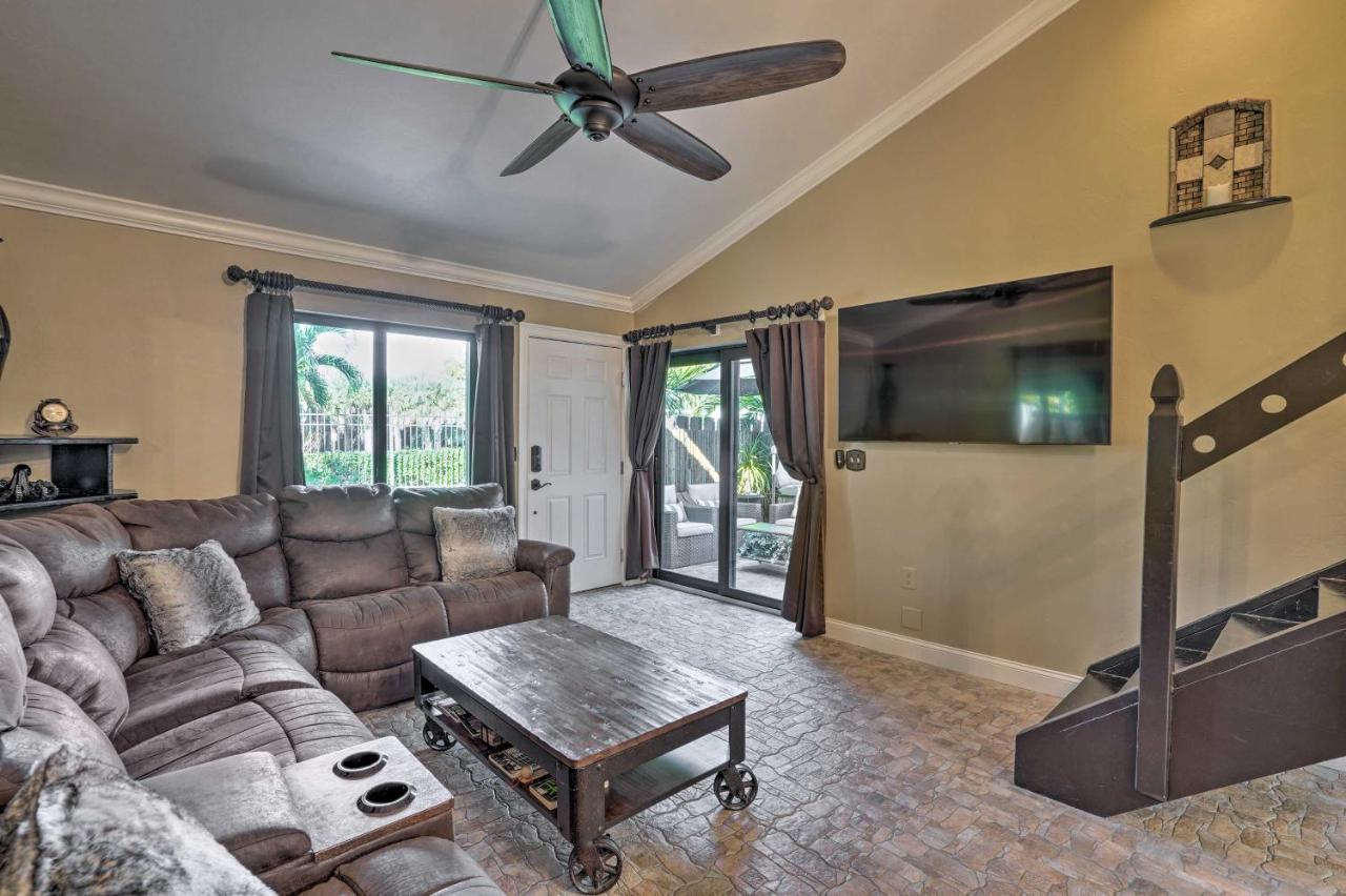 Chic Fort Myers Escape With Community Perks! Buitenkant foto