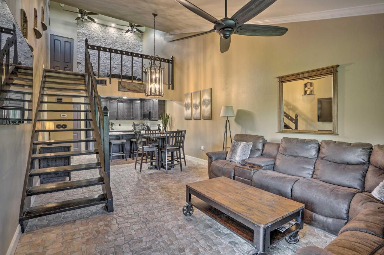 Chic Fort Myers Escape With Community Perks! Buitenkant foto